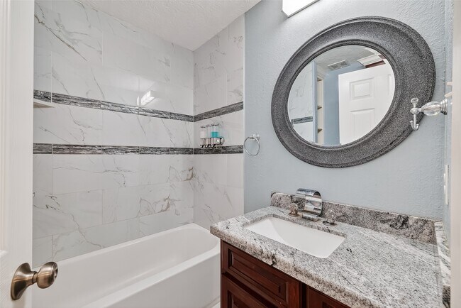 Building Photo - 4901 Burning Tree Dr