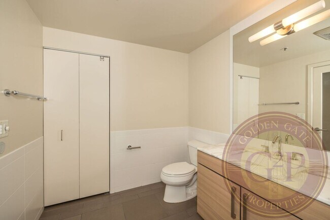 Building Photo - SoMa - 1 BR, 1 BA Condo 759 Sq. Ft. - 3D V...