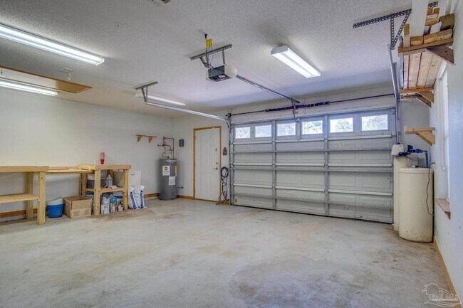 Building Photo - 174 Emmons Ln