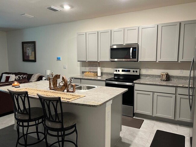 Building Photo - 13781 NW 9th Rd