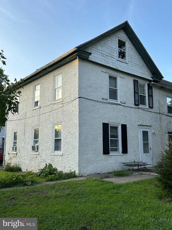 Building Photo - 1815 Kratz Rd