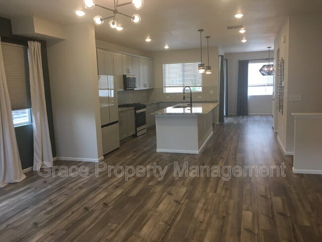 Building Photo - 13849 Del Corso Way