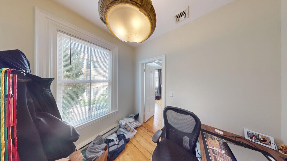 Building Photo - 48 Alleghany St