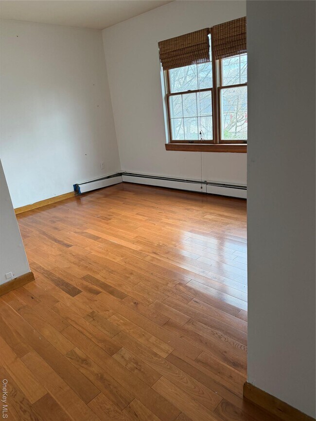 Building Photo - 9 Willard Pl