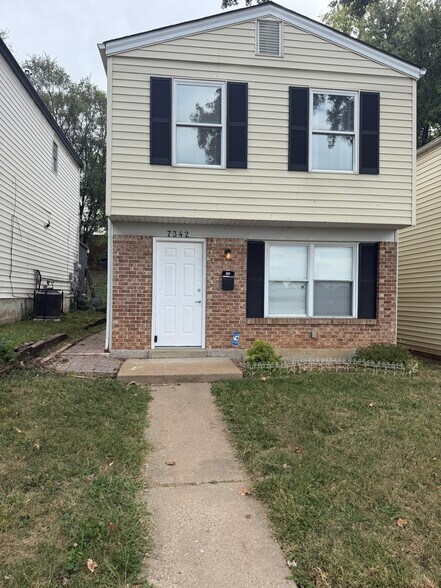 Primary Photo - 7342 Alabama Ave