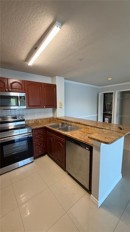 Building Photo - 4209 Woodstorks Walk Way
