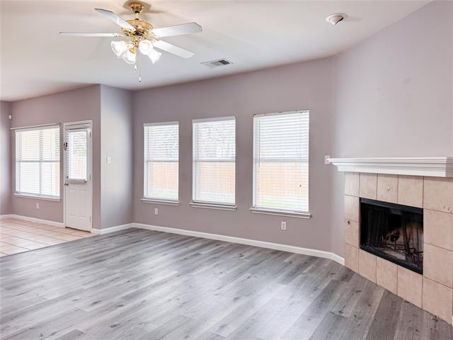 Building Photo - 1212 Maple Terrace Dr