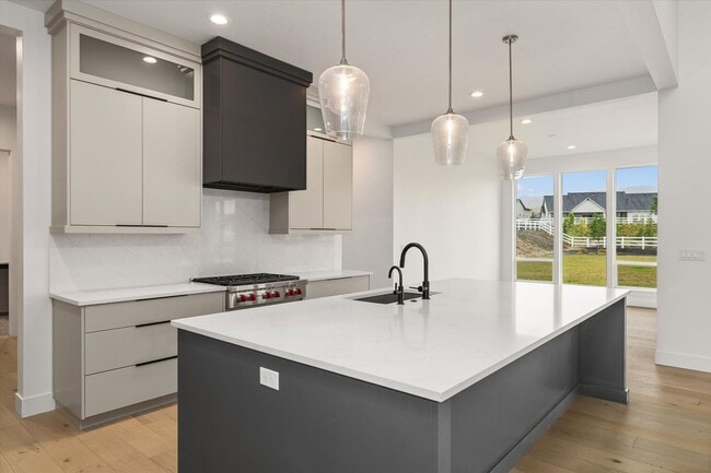 Building Photo - 7786 W Diamond Lk Dr