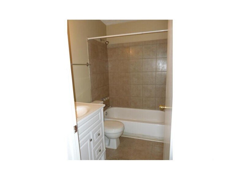 Building Photo - 46 Country Pl Ct