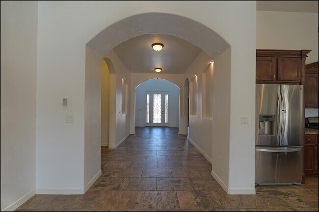 Building Photo - 3065 Snowy Point Dr