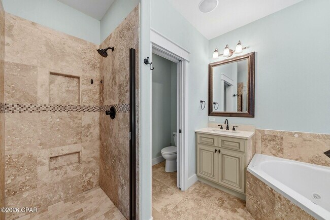 Building Photo - 415 Paradise Blvd