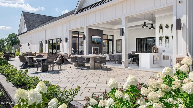 Building Photo - 50 Augustus Dr