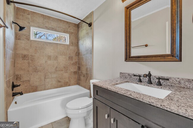 Building Photo - 1555 Hardin Ave