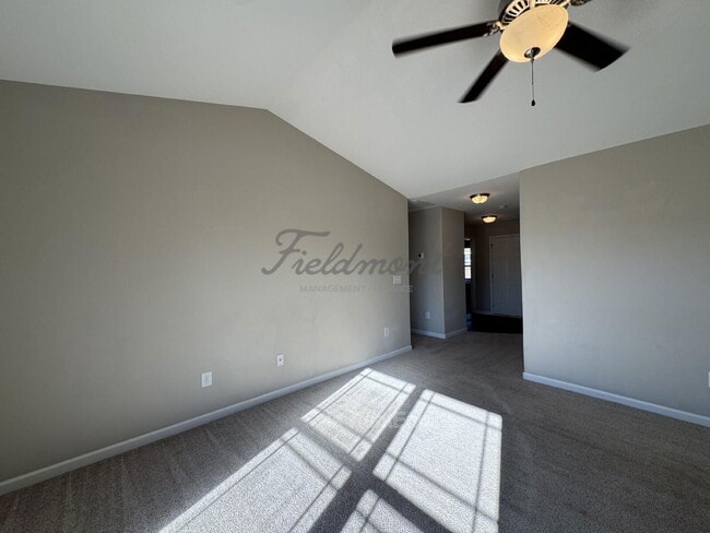 Building Photo - 116 Veranda Cir