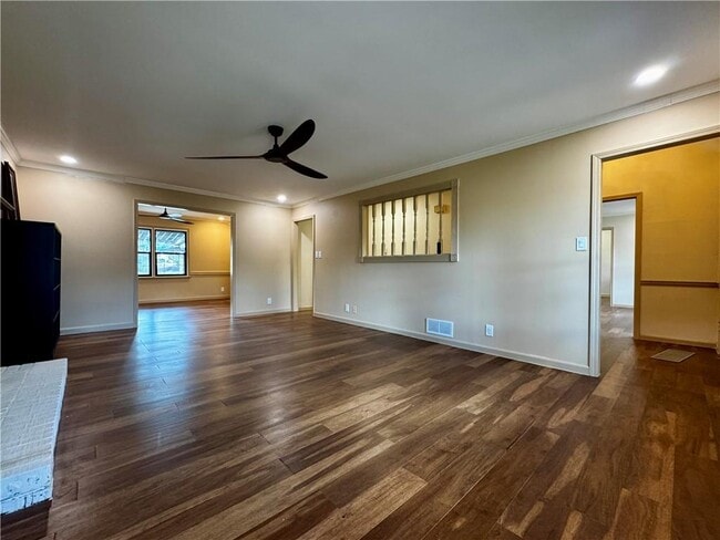 Building Photo - 1709 Rangewood Dr SW