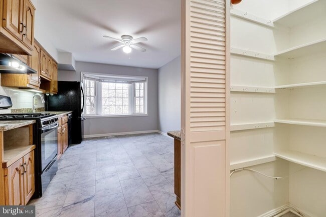 Building Photo - 3227 Dunster Ct