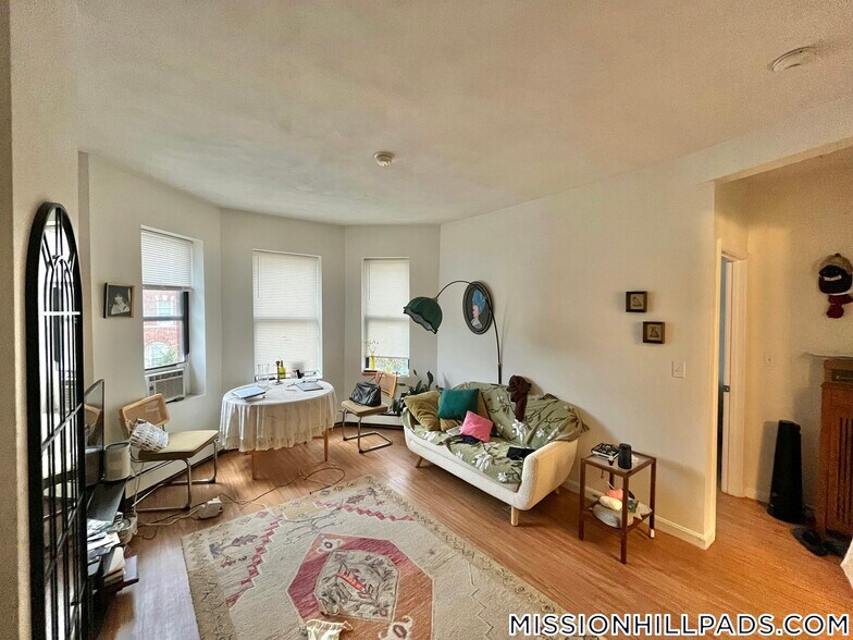 Building Photo - 59 S Huntington Ave