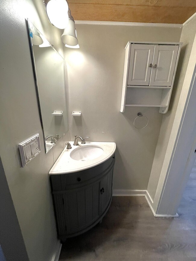 Building Photo - 266 W 8th St