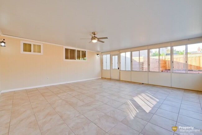 Building Photo - Stylish San Jose Home and Private Yard