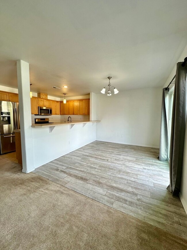 Building Photo - 2895 SW Indian Ave