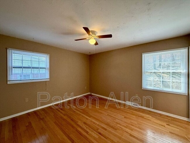 Building Photo - 12 W Haith Dr