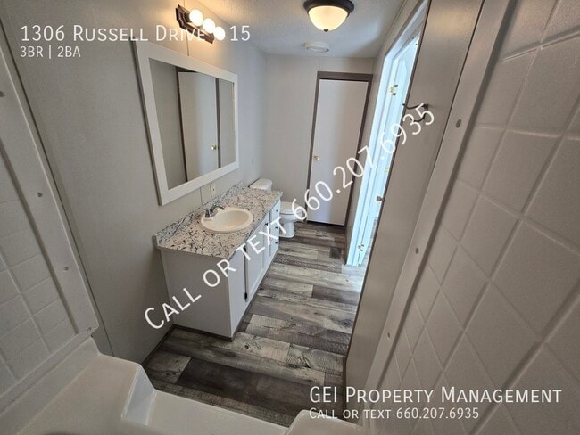 Building Photo - Lovely renovated home just for you!