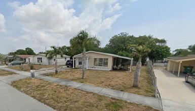 Building Photo - 1732 NW 6th Terrace