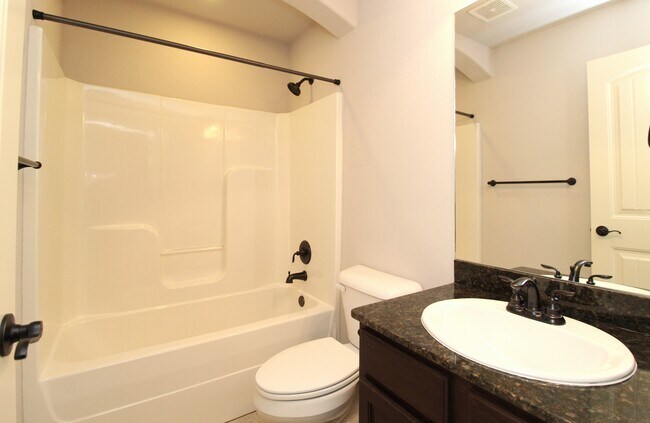 Building Photo - 3038 W Verona Ln