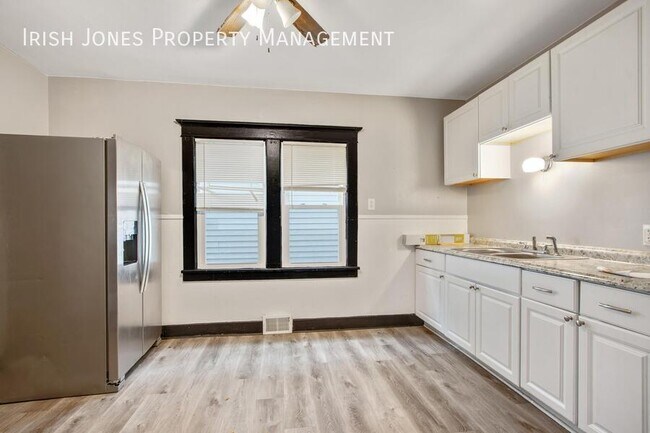 Building Photo - 128 Crowley Ave