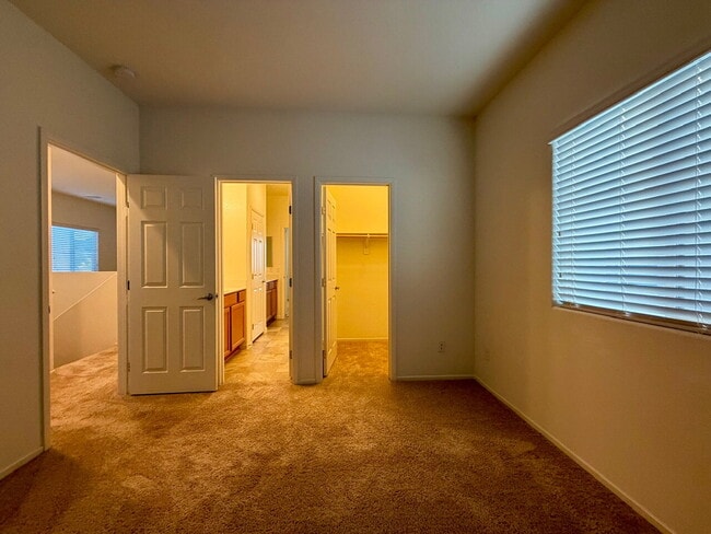 Building Photo - 3 BED 2.5 BATH 2 CAR GARAGE SINGLE FAMILY HOME W/ LOFT, BACKYARD & COMMUNITY POOL, SPA, PLAYGROUN...