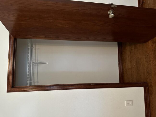 Building Photo - 822 15th St