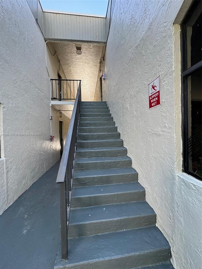 Building Photo - 7921 SW 104th St