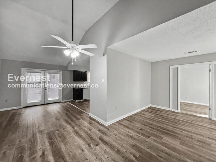 Building Photo - 4330 Almo Ave