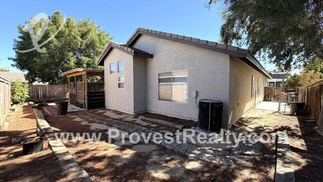 Building Photo - 12782 Gifford Way