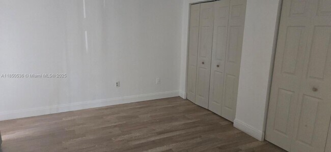 Building Photo - 6325 SW 138th Ct