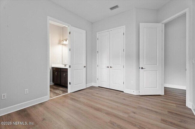 Building Photo - 52 Clarendon Rd