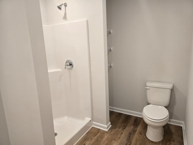 Building Photo - 190 Turpentine Dr