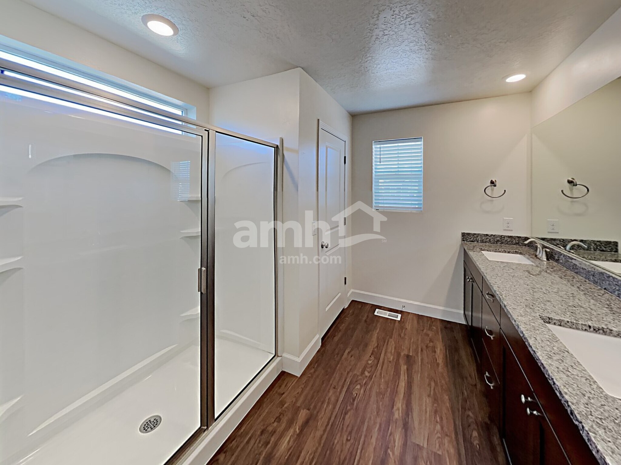 Building Photo - 1123 Wagon Way