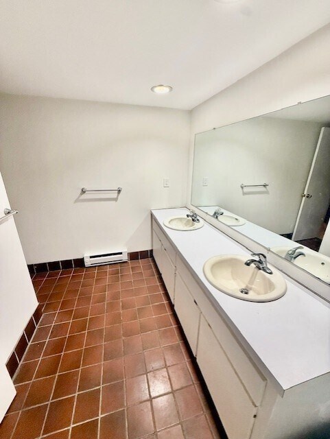 Building Photo - 57 Fulton St