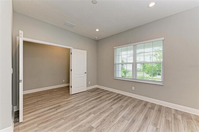 Building Photo - 2802 Butterfly Jasmine Trail