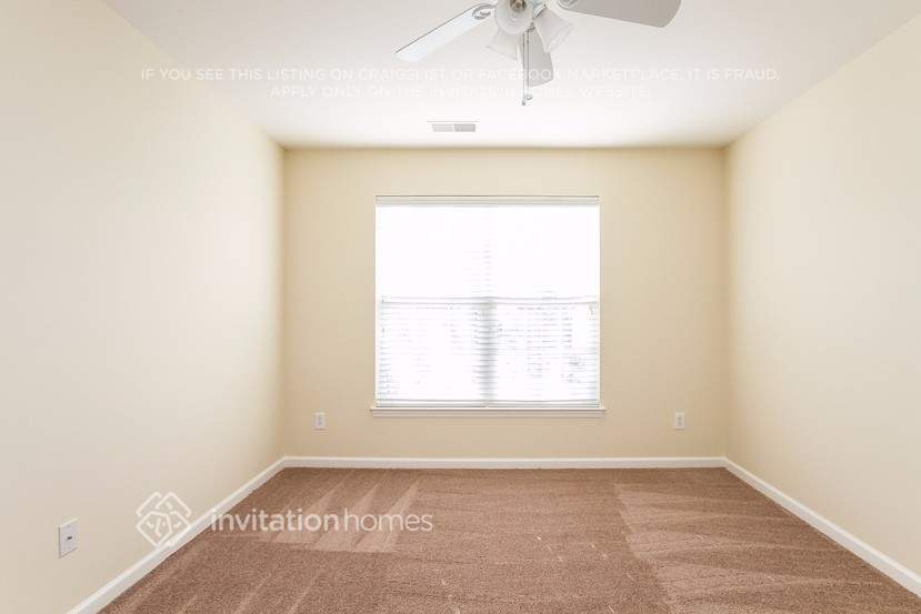 Building Photo - 9834 Edinburgh Ln