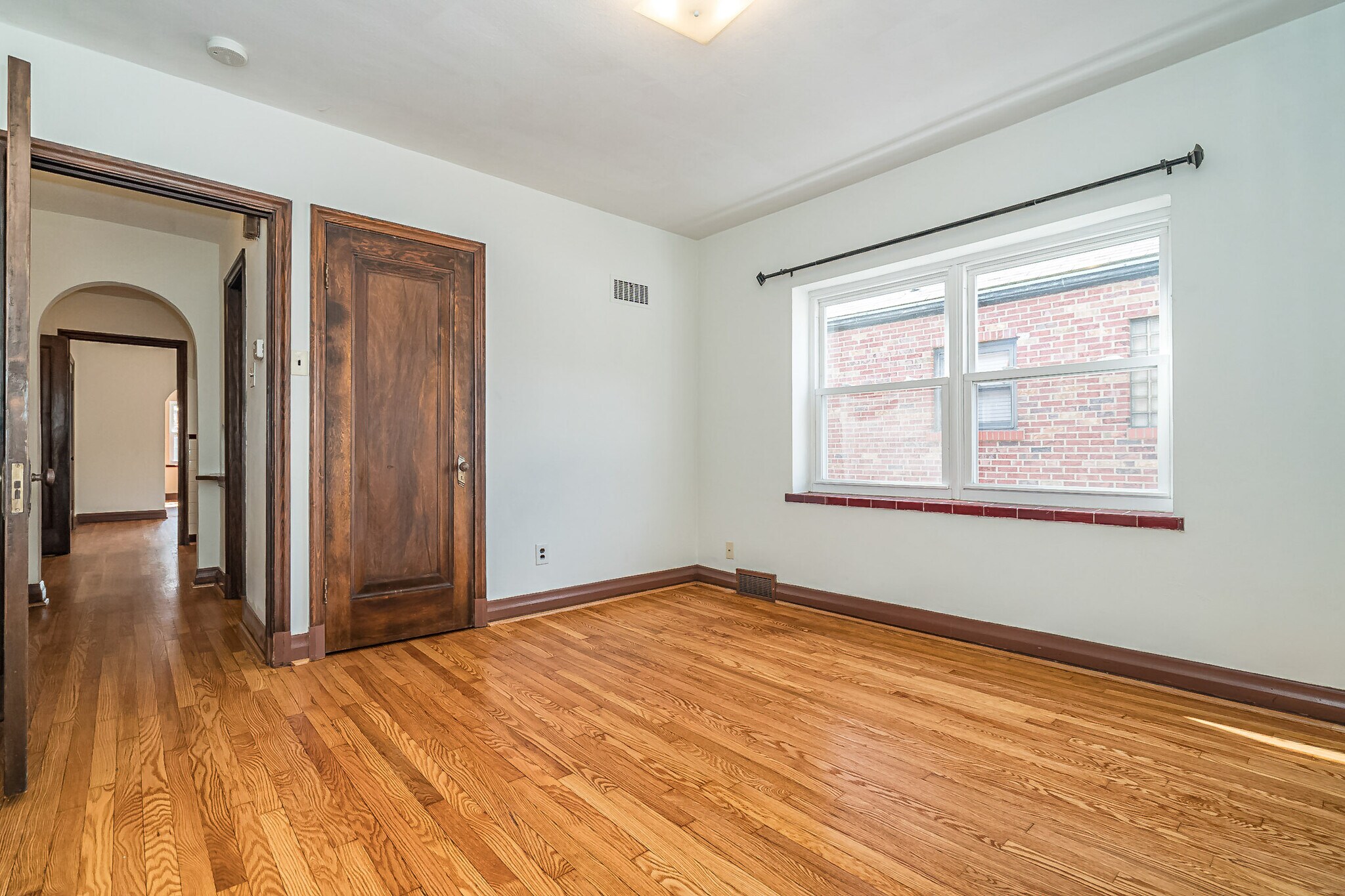 Building Photo - 6525 Devonshire Ave