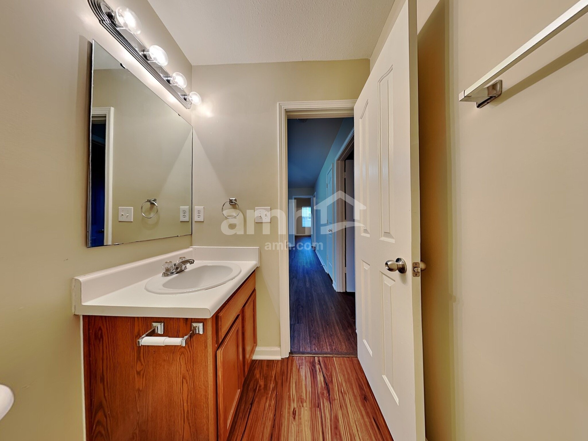 Building Photo - 412 Galesburg Dr