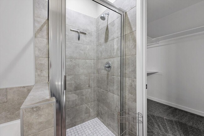 Building Photo - 721 E Zekes Ct