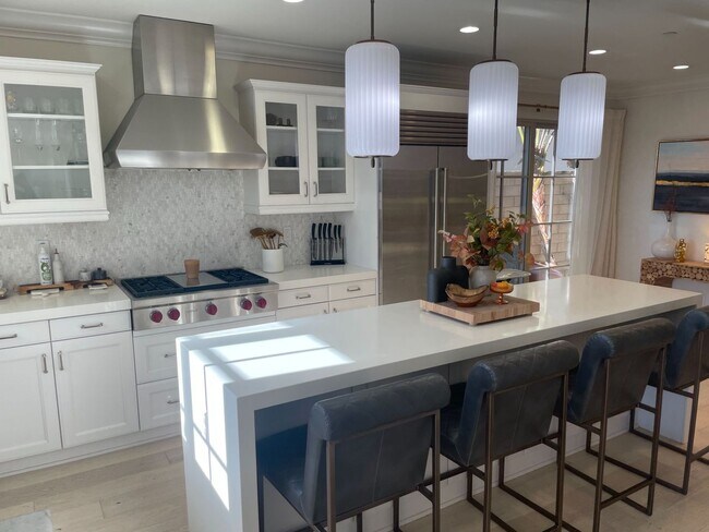 Building Photo - 3 bd/3.5 Ba Sea Summit Panoramic Ocean View Home in San Clemente!