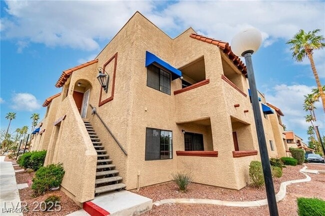 Primary Photo - 4131 Gannet Cir