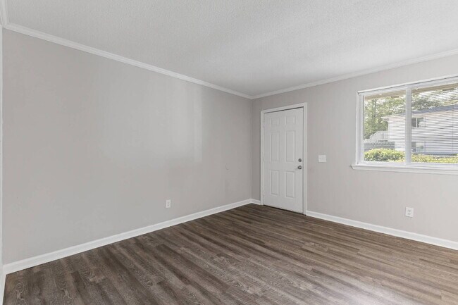 Building Photo - 105 P' Poole Ave #101: Red Bank 1Bed/1Bath Apartment w/ Laundry Units, Central AC, and Granite Co...