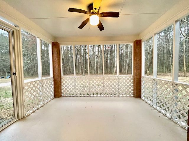 Building Photo - 265 Handley Ct