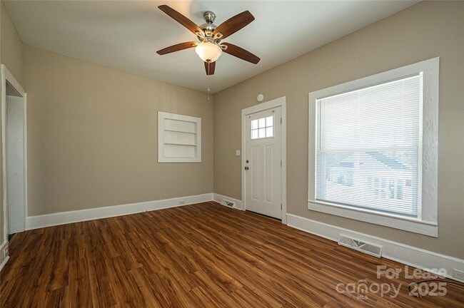 Building Photo - 103 E Louisiana Ave