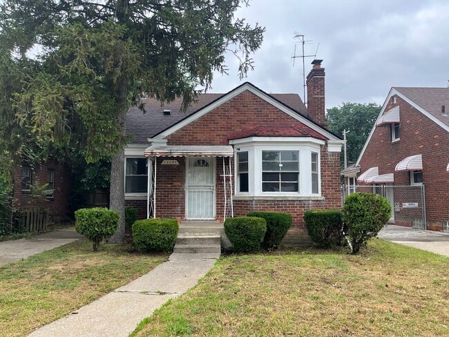 Building Photo - 16045 Edmore Dr